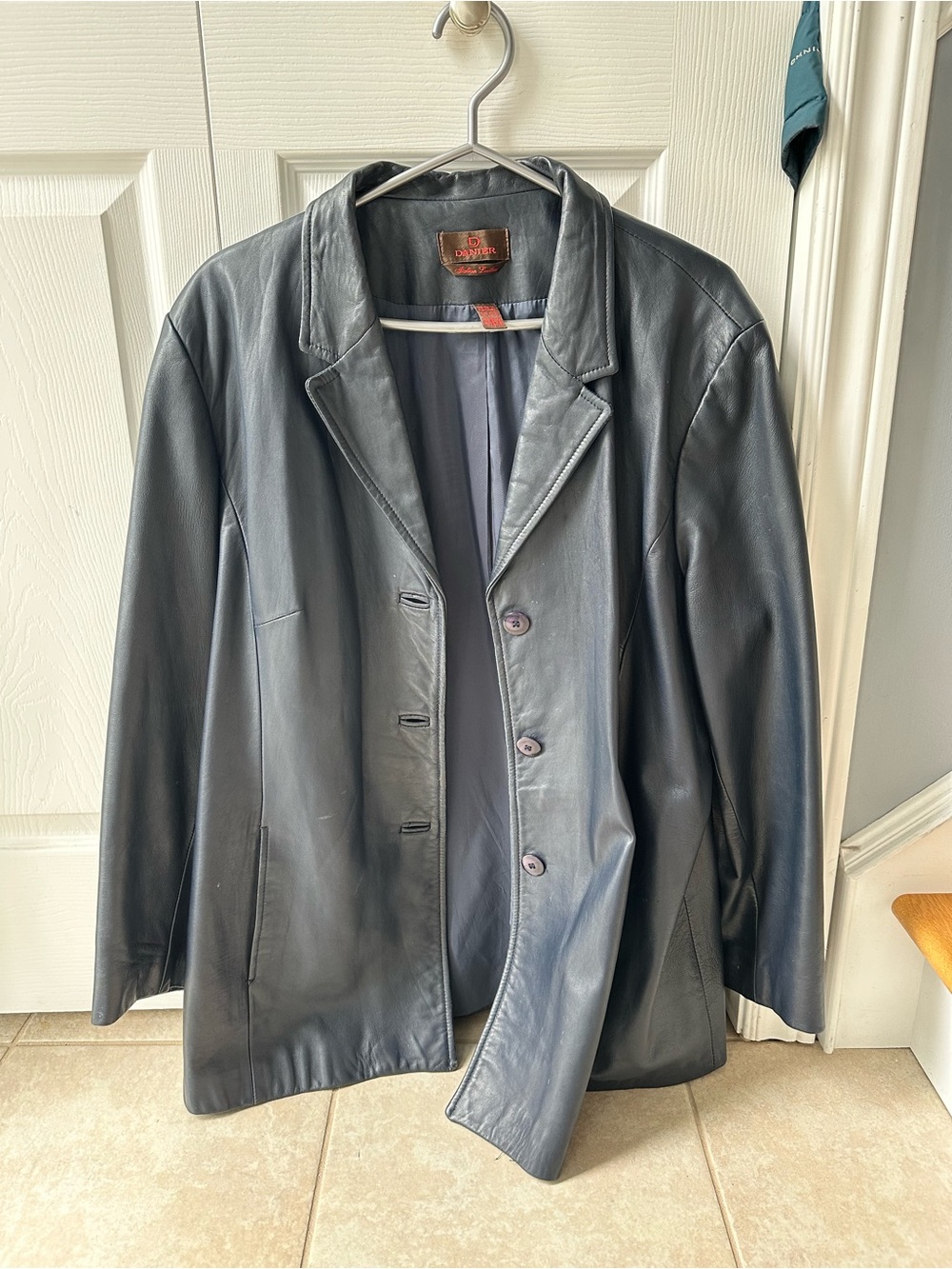 Danier Womens Dark Navy Leather Trench Coat